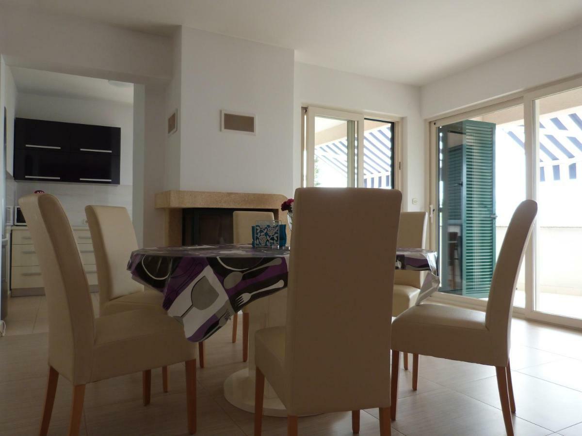 Maria Apartments Starigrad Paklenica Exterior foto