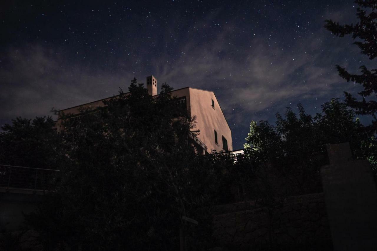Maria Apartments Starigrad Paklenica Exterior foto